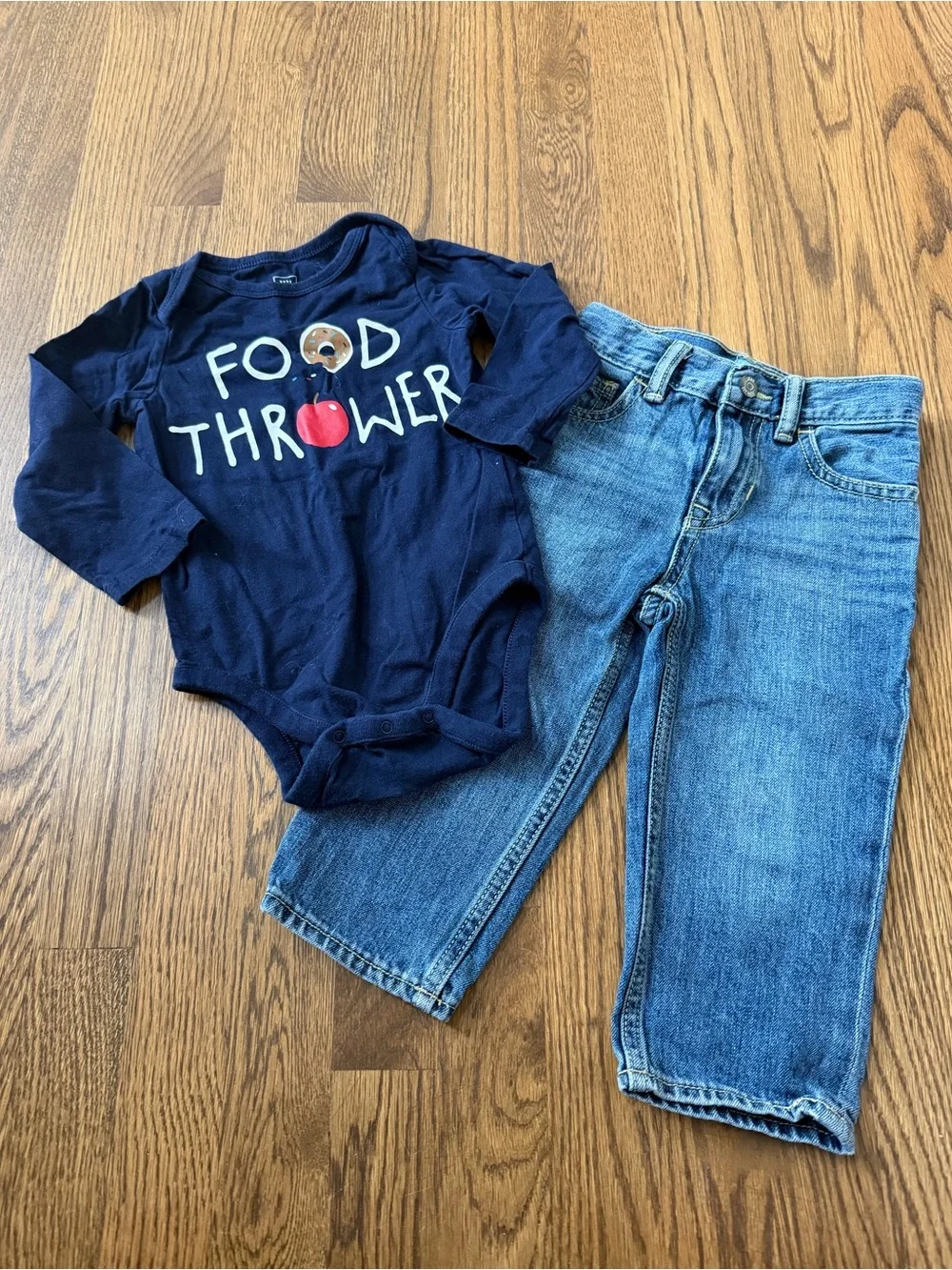 Baby GAP Navy Long Sleeve Food Thrower Onesie Bodysuit and Jeans, size 18-24M